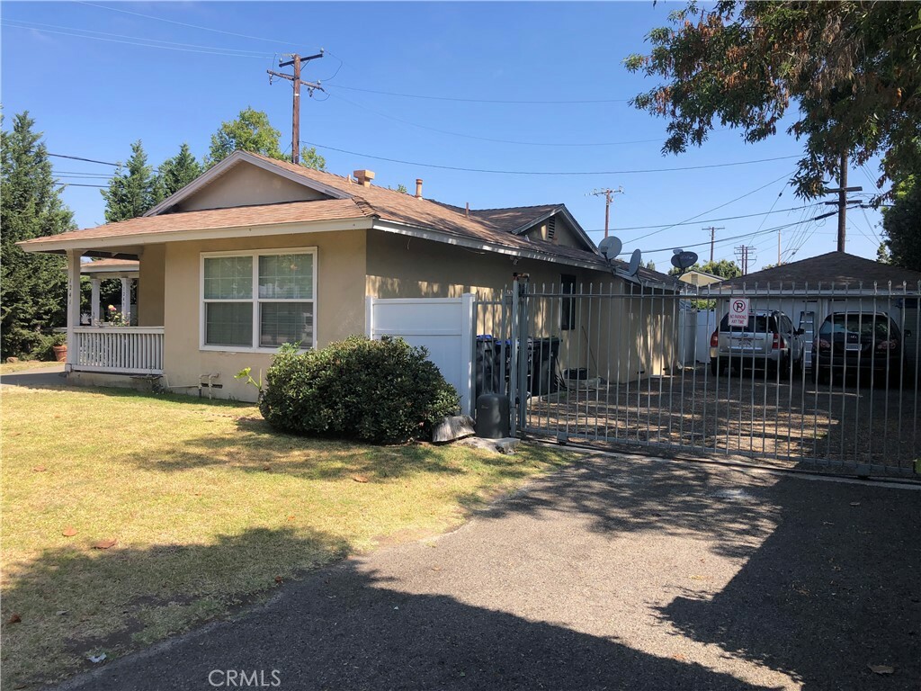 Property Photo: 1243 W Santa Clara Avenue 2 CA 92706