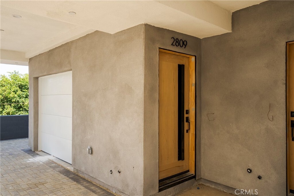 Property Photo:  2809 3/4 6th  CA 90023 