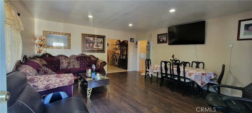 Property Photo: 16427 S Harris Avenue CA 90221