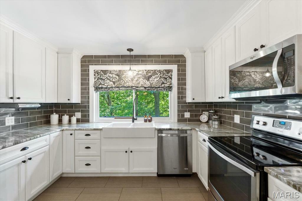 Property Photo: 9 Pinehurst Court MO 63376