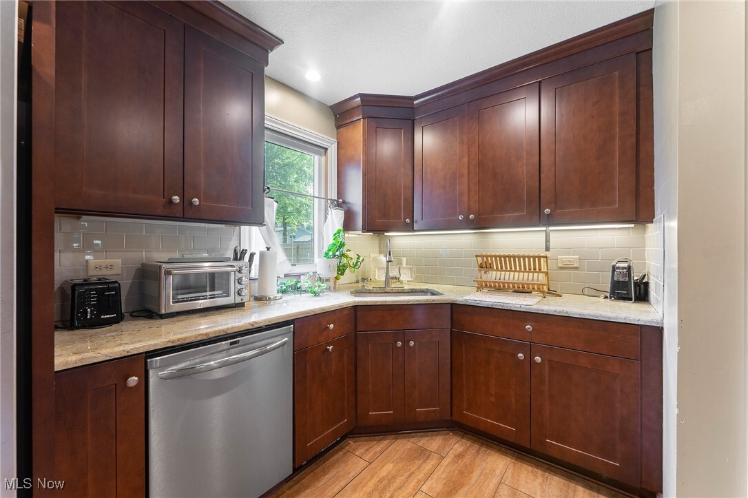 Property Photo: 4295 Maureen Drive OH 44511