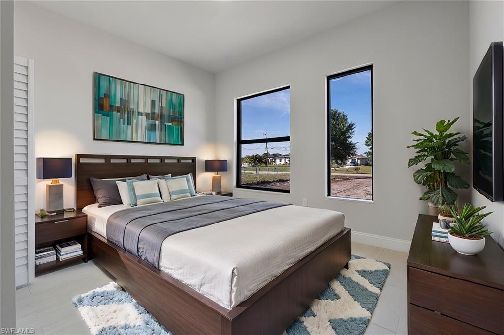 Property Photo: 3702 66th Ave NE FL 34120
