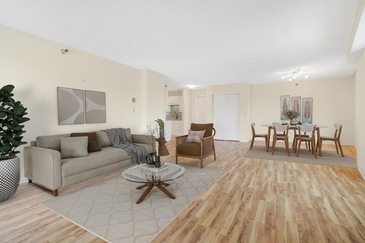 66 9th Street E 1315  Saint Paul MN 55101 photo