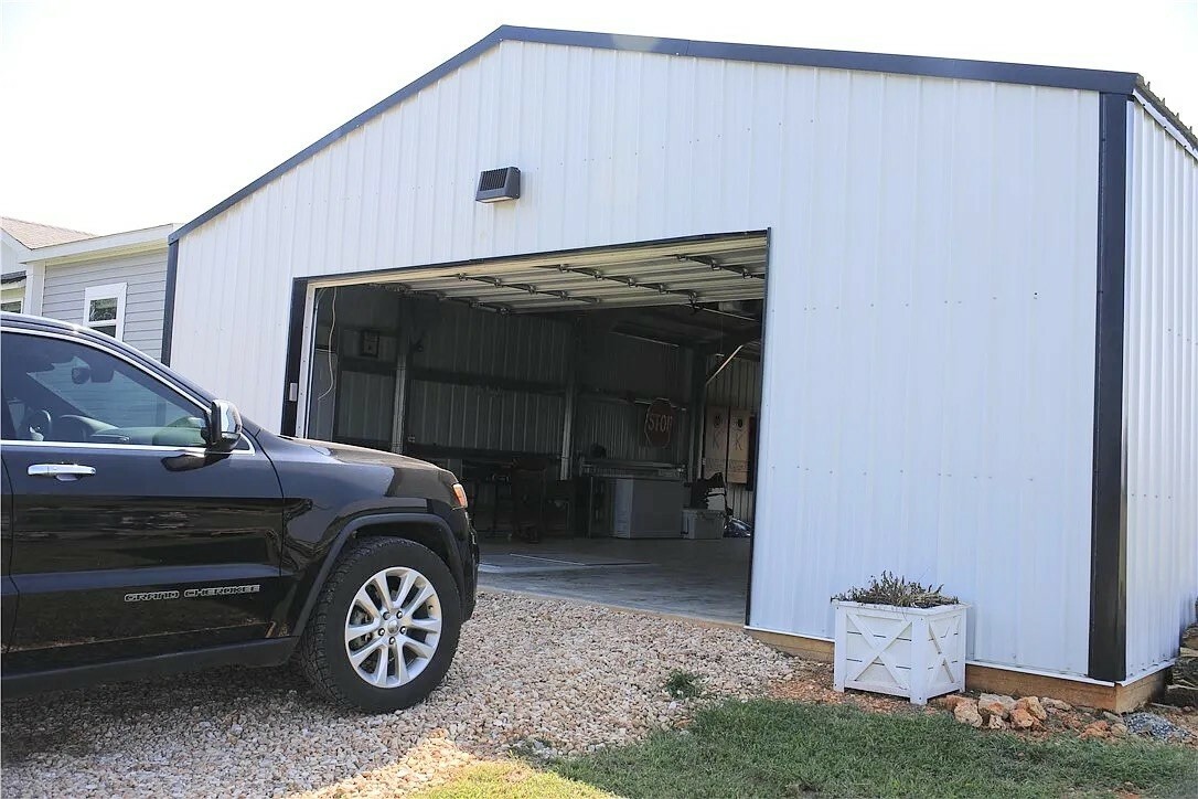 Property Photo: 17453 Mill Hill Road AR 72732