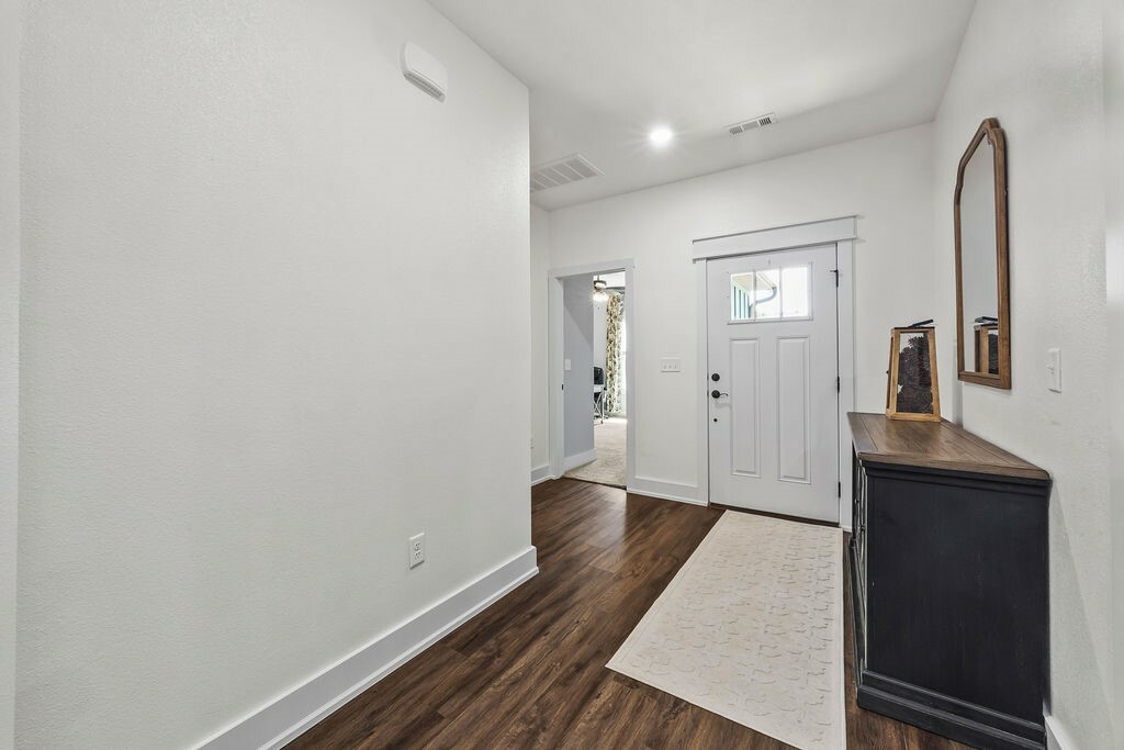 Property Photo: 2680 N Justin Drive AR 72704