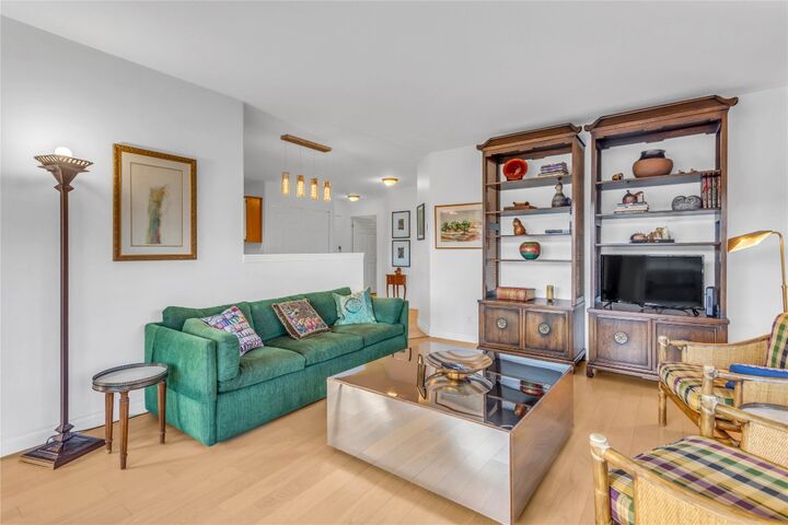 Photo de la propriété:  680 Doyle Avenue 101  BC V1Y 9S2 