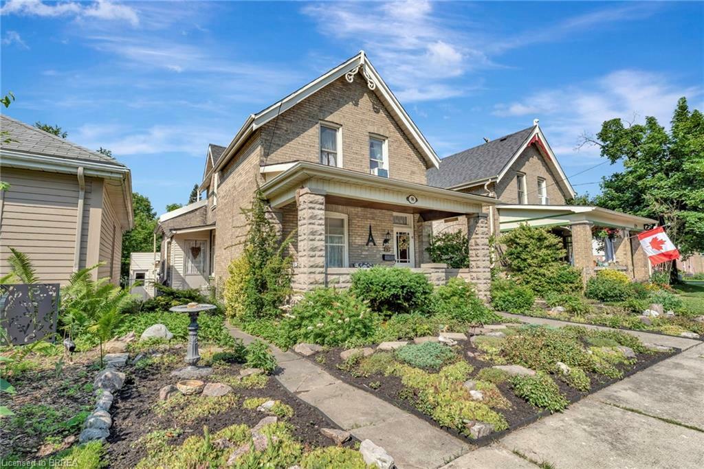 Property Photo: 96 Walnut Street ON N3L 2J7