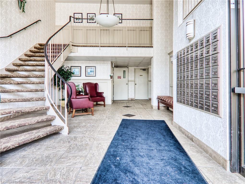 Property Photo: 276 Oakdale Avenue 110 ON L2P 3S5