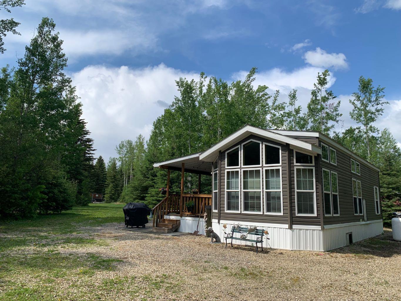Property Photo: 56302 Range Road 144 15 AB T7Y 0A6