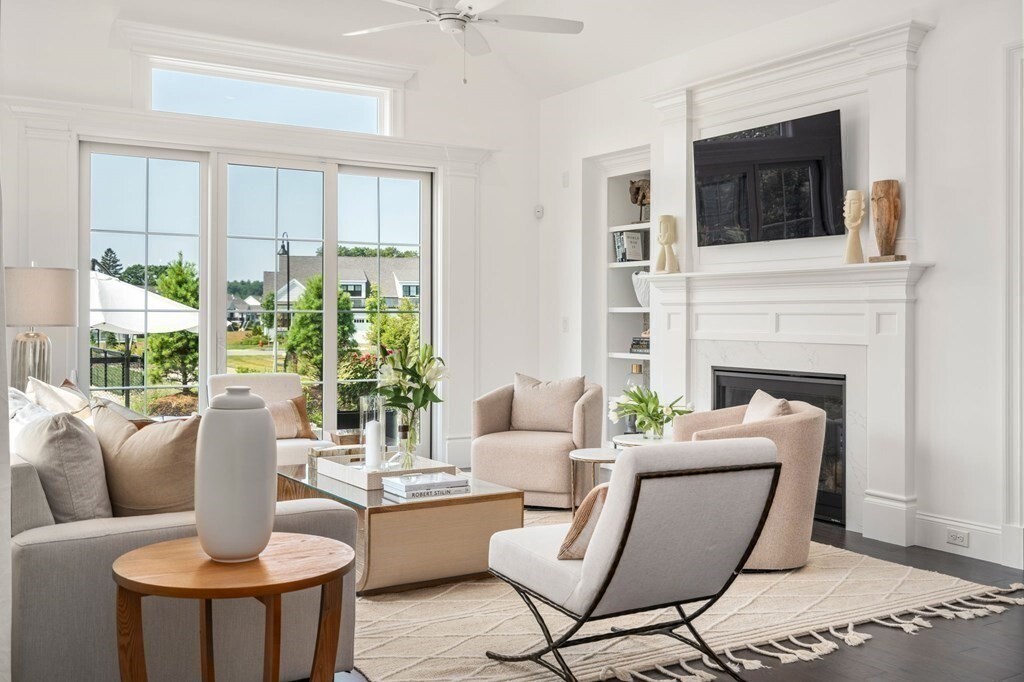 Property Photo: 4 Callahan Drive Unit 4 MA 01701