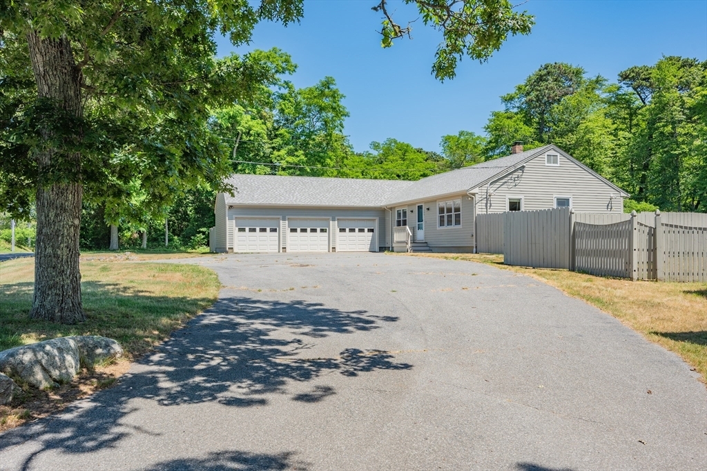 Property Photo:  195 Underpass Rd  MA 02631 