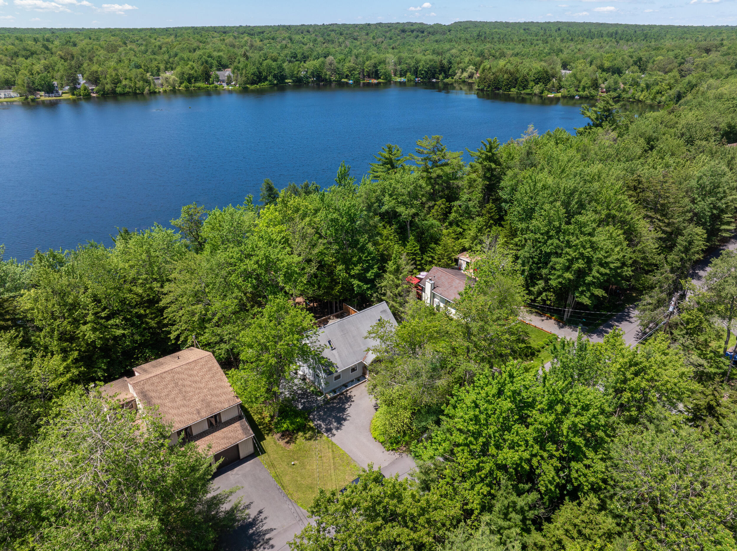 Property Photo:  153 Nadine Boulevard  PA 18346 