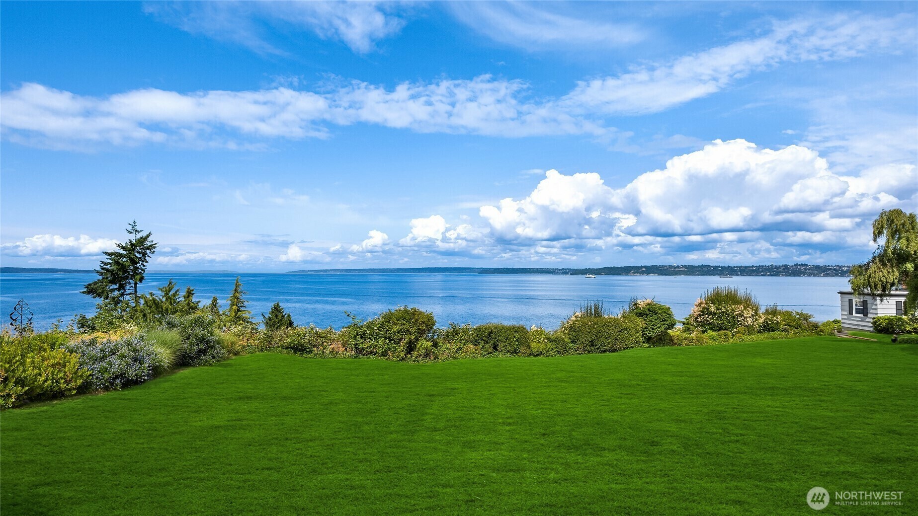 Property Photo: 11628 NE Yeomalt Point Drive WA 98110
