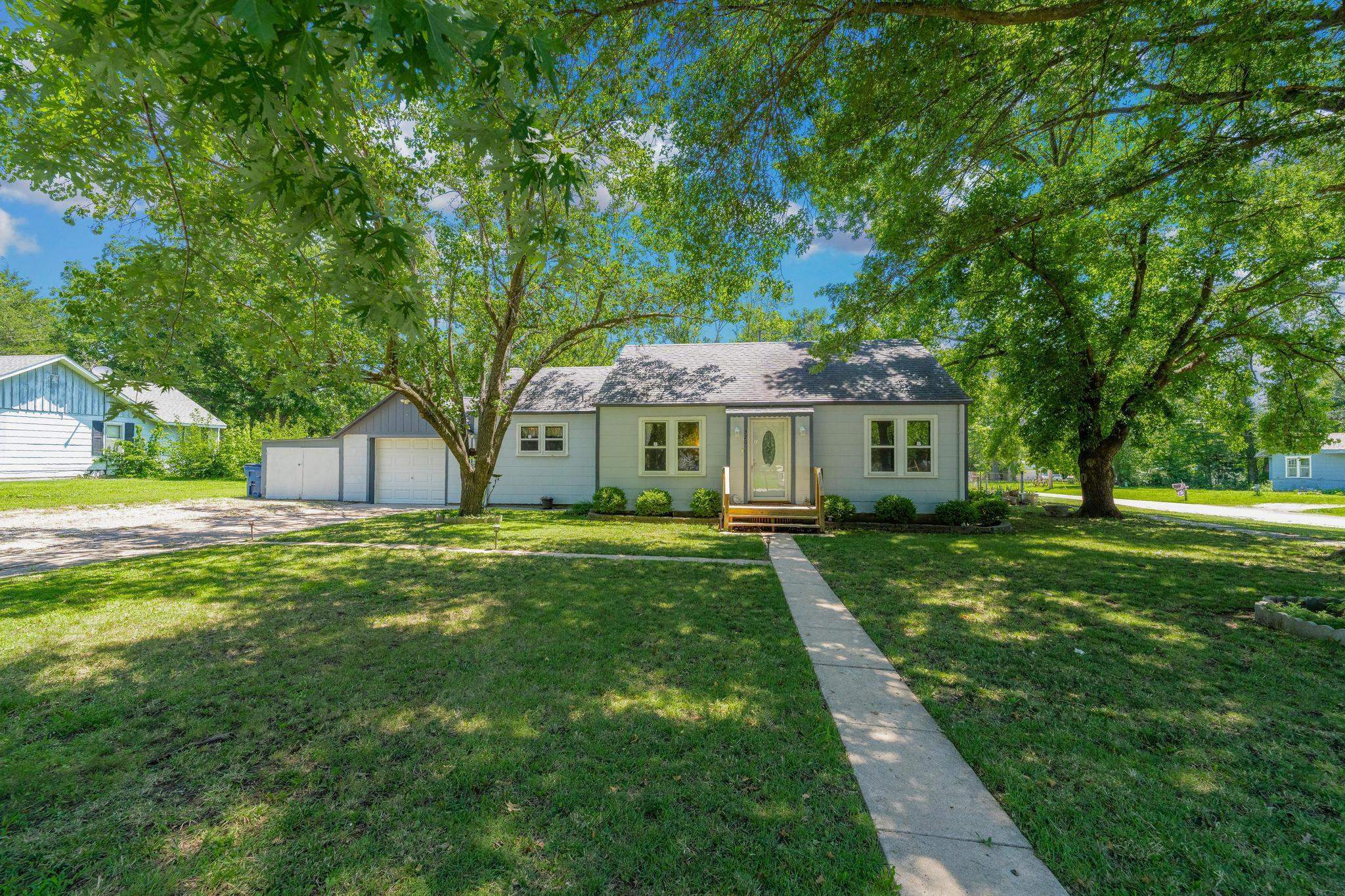 Property Photo: 320 S Illinois St KS 67045