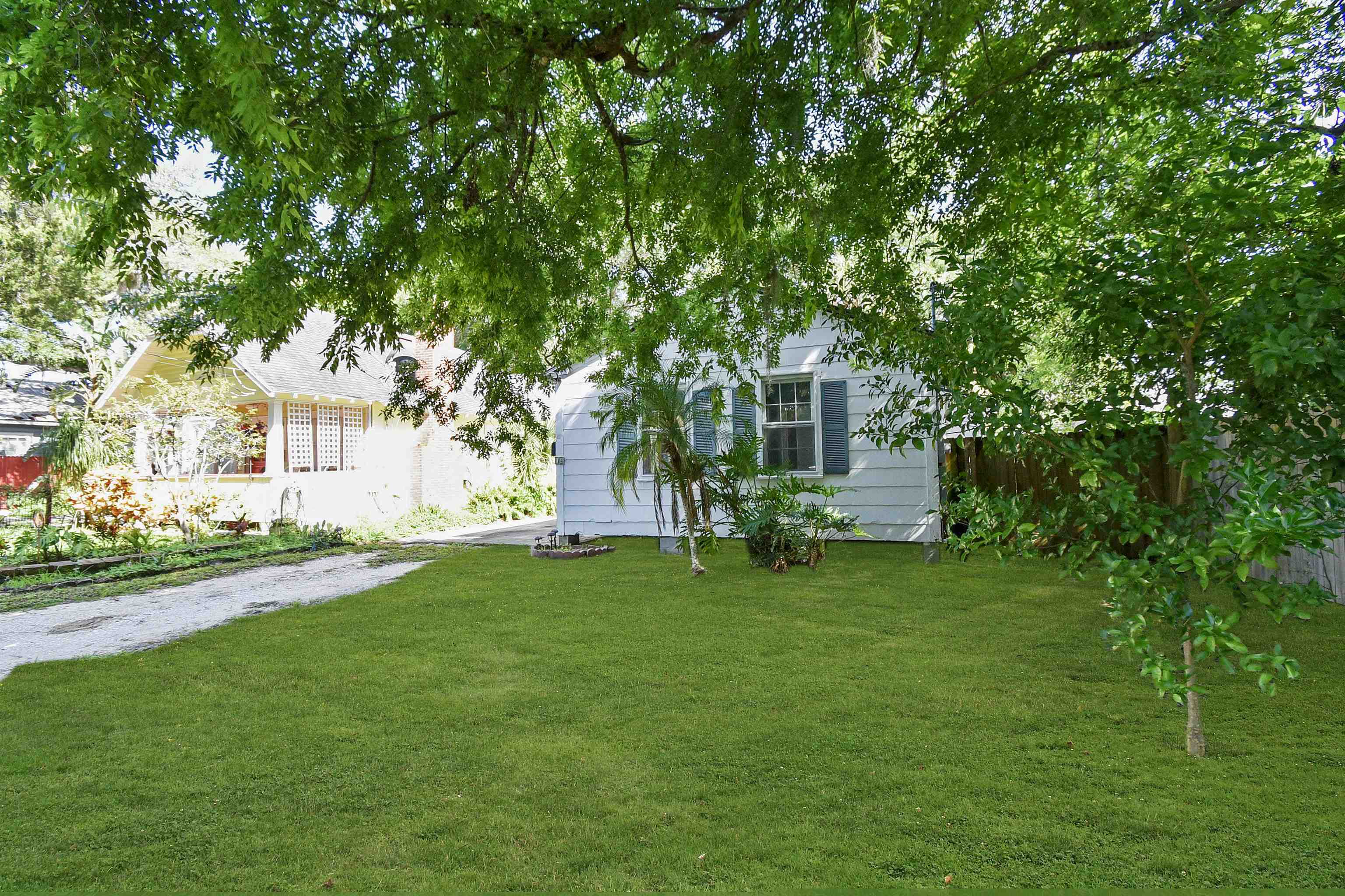 Property Photo: 14 Rio Vista Ave FL 32084