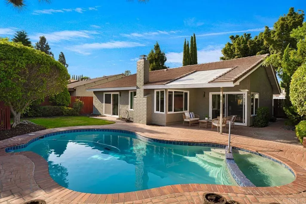 Property Photo:  10437 Hermanos Road  CA 92124