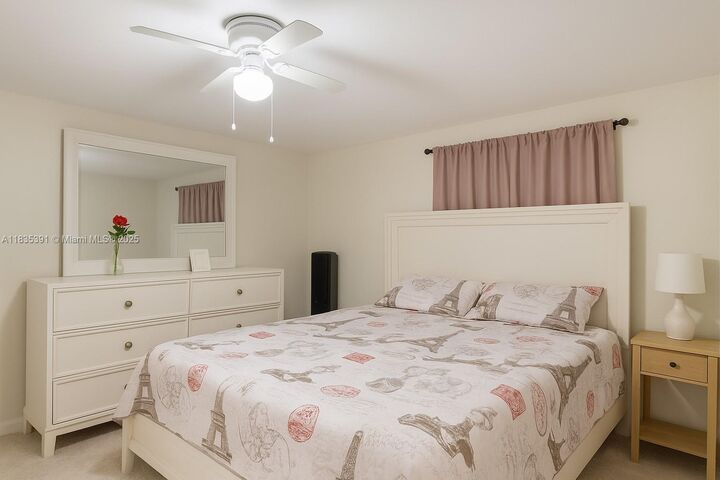 Property Photo: 3925 SW 88th Pl 1 FL 33165