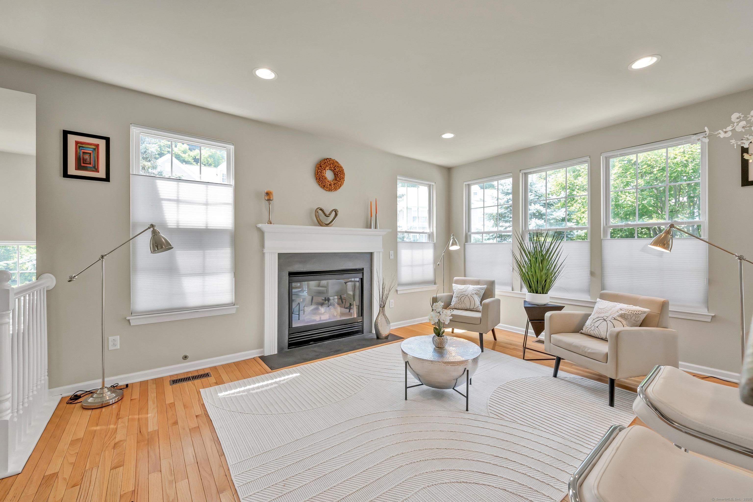 Property Photo: 8 Cambridge Drive 8 CT 06811