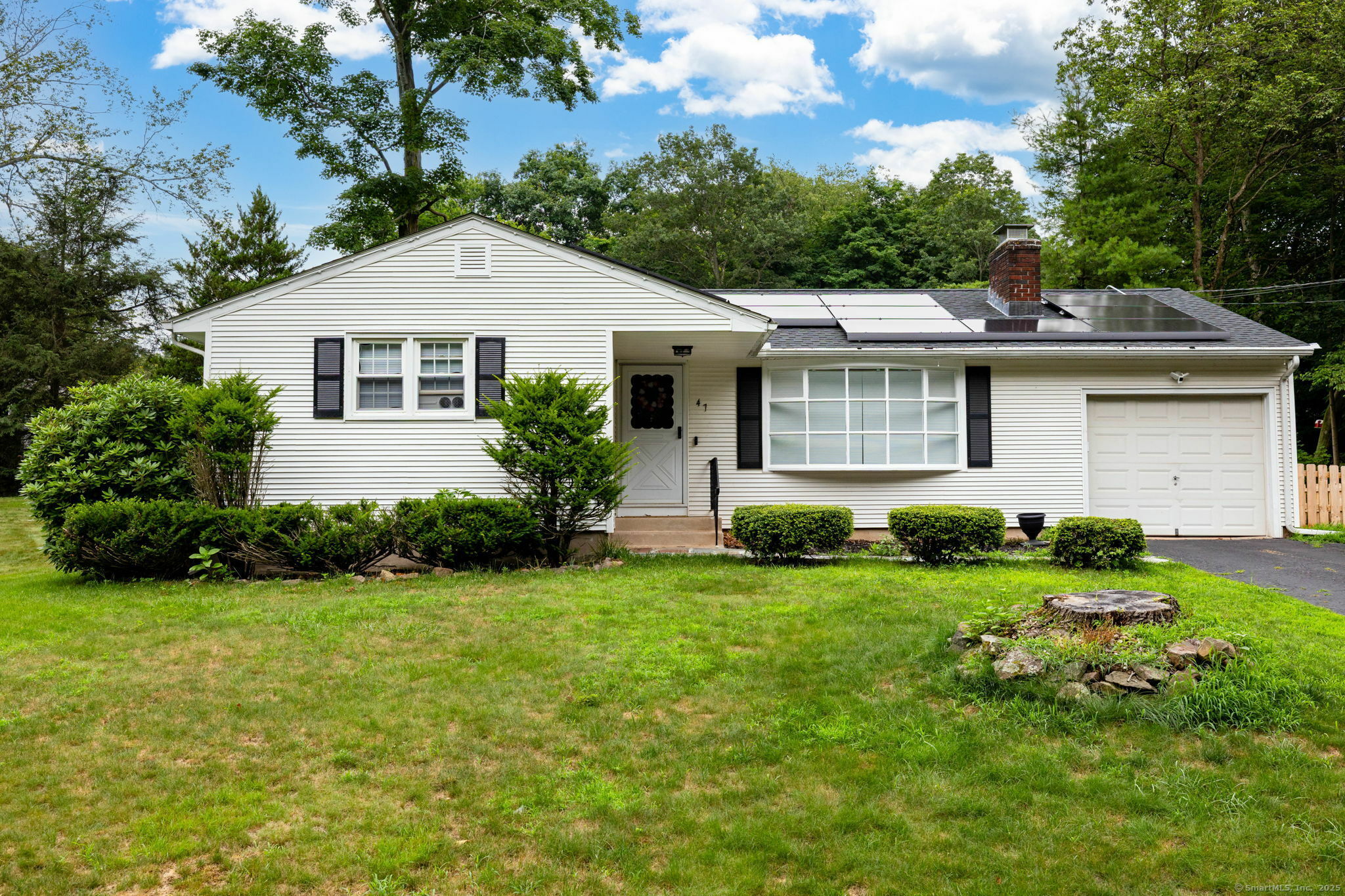 Property Photo:  47 Dogwood Lane  CT 06450 