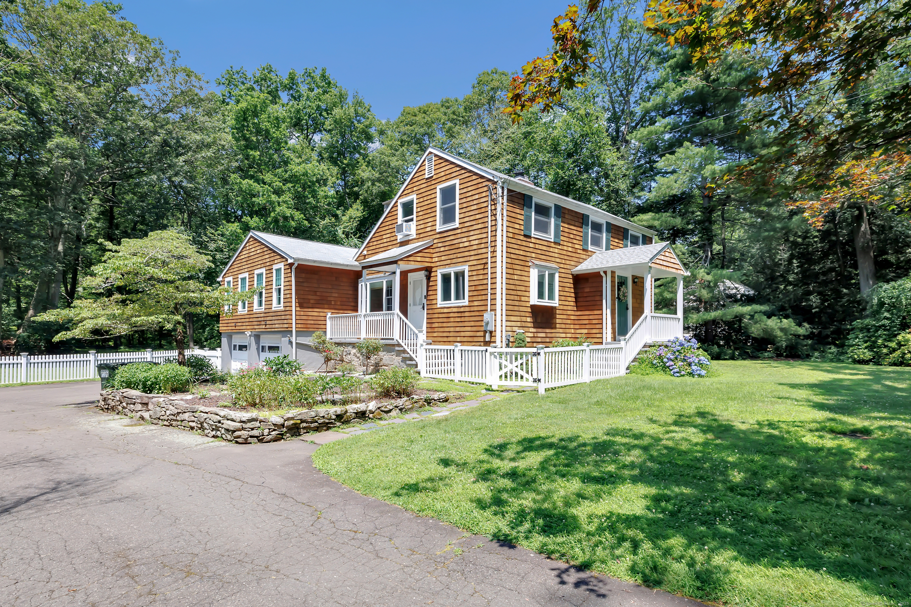 Property Photo:  39 Clover Drive  CT 06897 