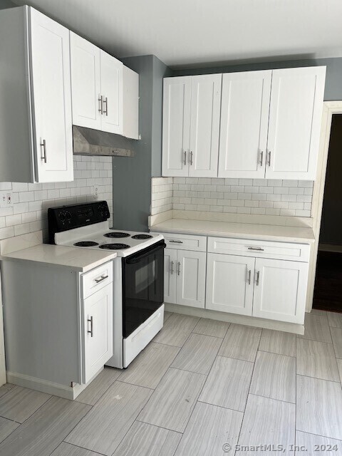 Property Photo: 34 Hull Street 2 CT 06484