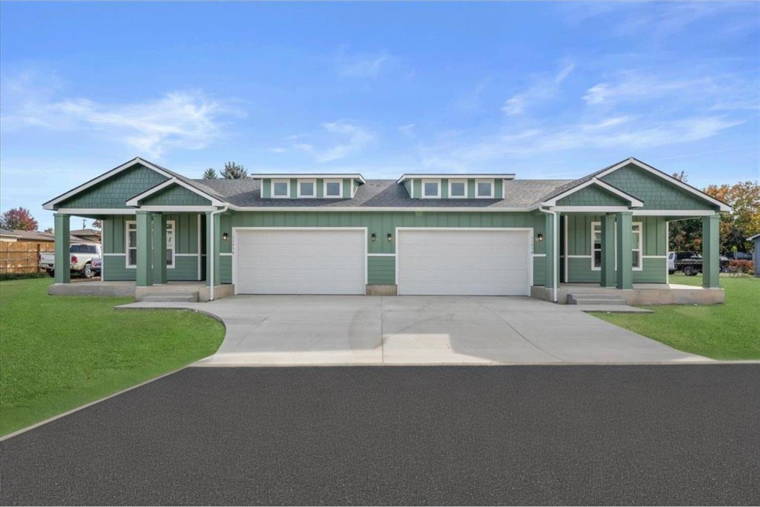 11514 E 13th Ln 11516  Spokane Valley WA 99206 photo