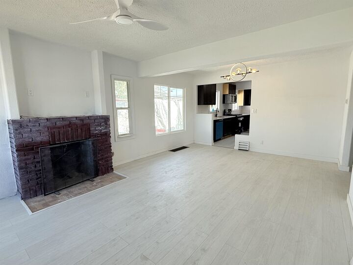 Property Photo:  3012 E Wellesley Ave  WA 99217 