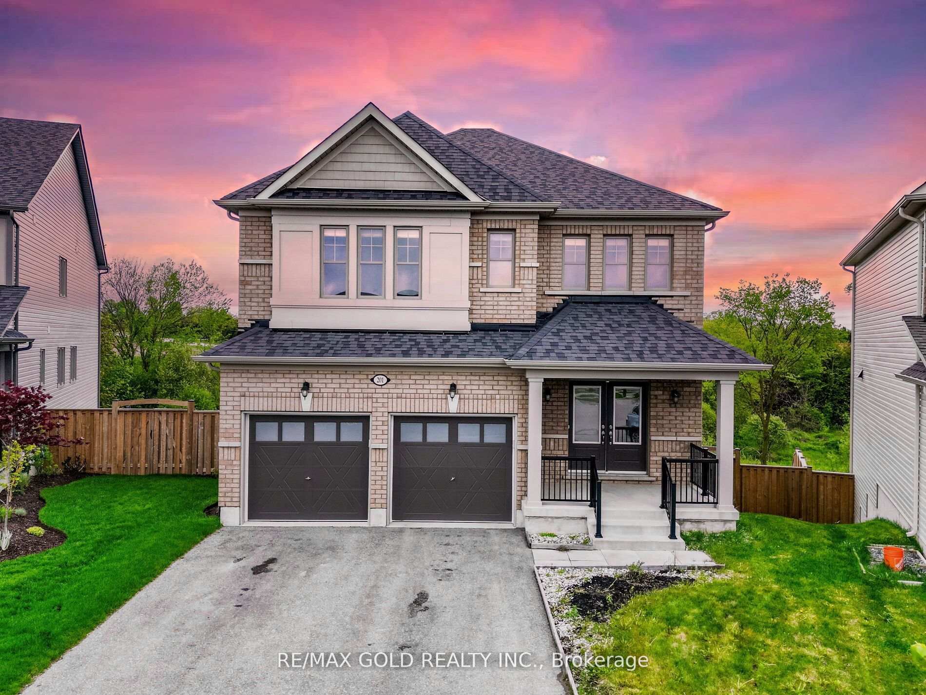 Property Photo: 201 McFarlane Crescent ON N1M 0G5