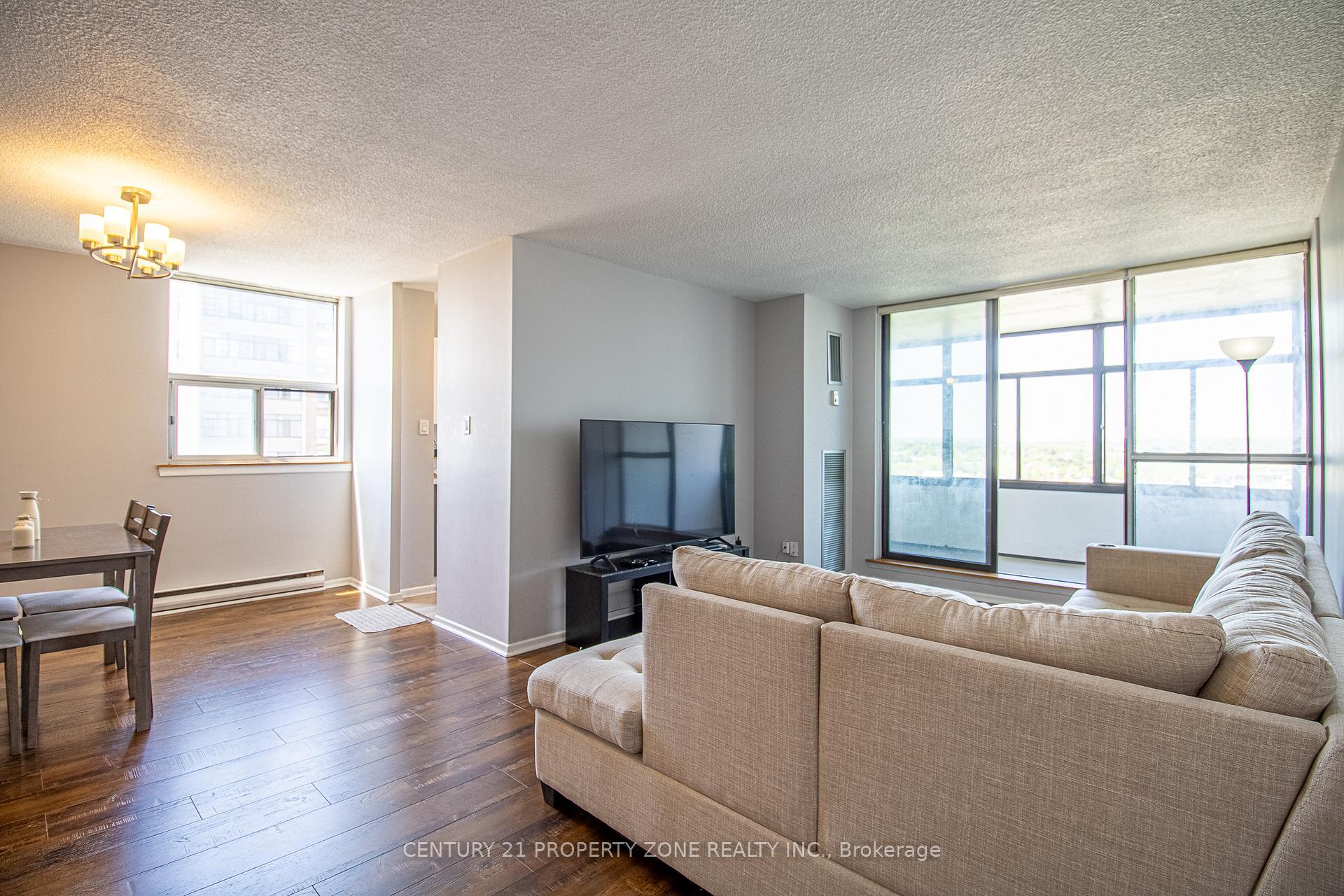 Photo de la propriété: 25 Kensington Road 1612 ON L6T 3W8