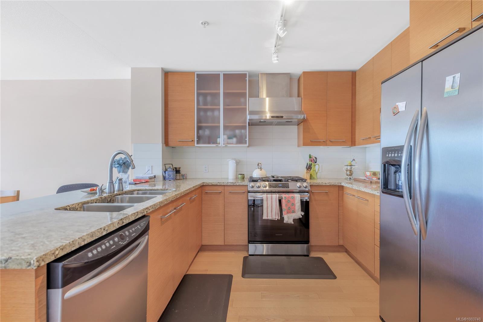 Property Photo: 38 Front St 1004 BC V9R 0B8
