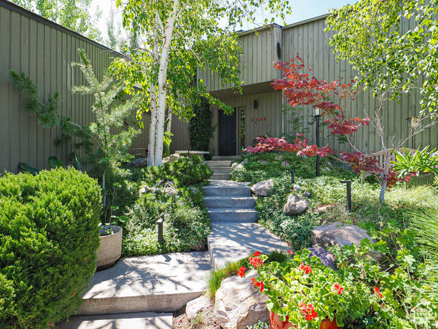 Property Photo: 3348 E Splendor Cir UT 84124