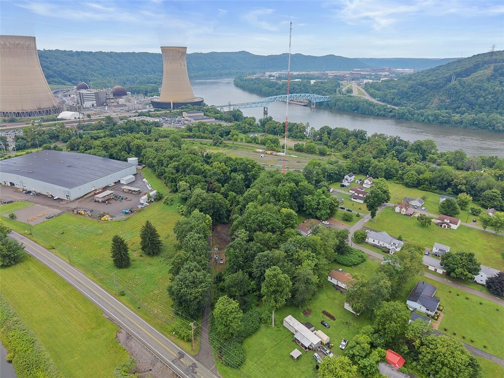 Property Photo: 199 Charley Allison Rd PA 15077