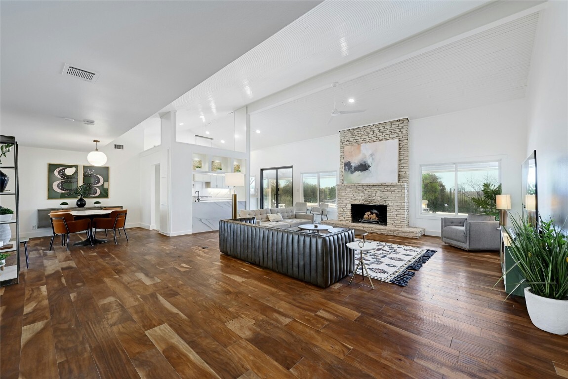 Photo de la propriété: 5700 Penick Drive TX 78741