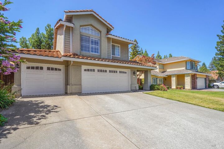 Property Photo: 243 Lone Oak Drive CA 95688