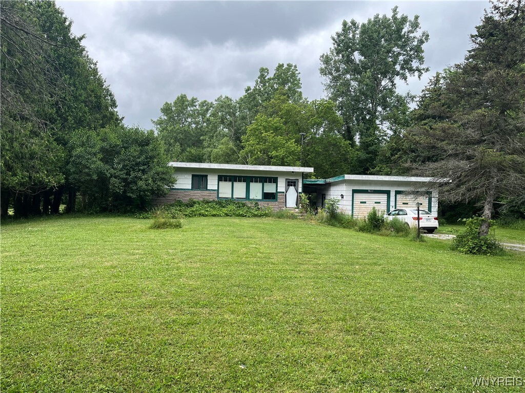11310 Stage Road  Akron NY 14001 photo