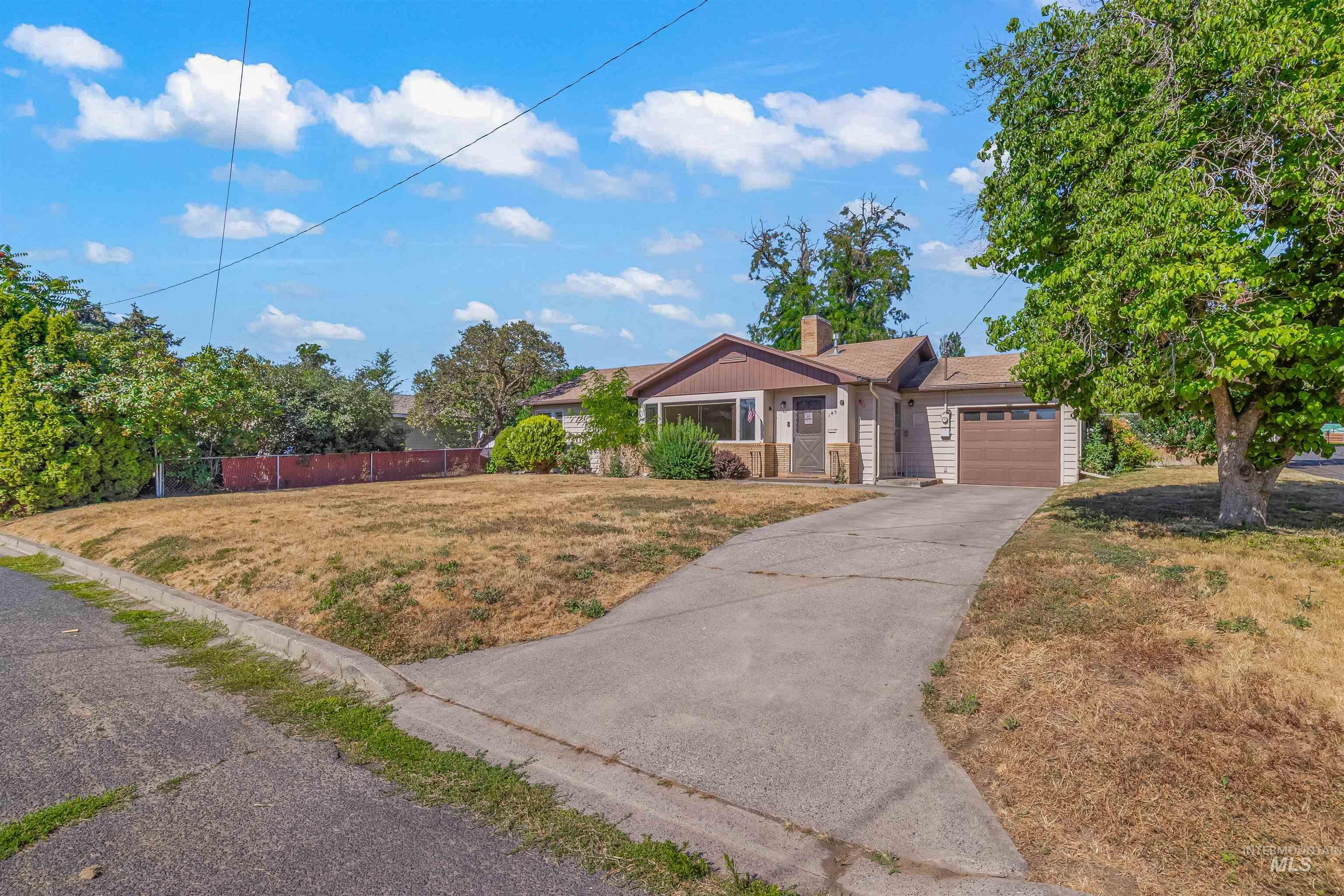 Property Photo: 1452 12th Street ID 83501