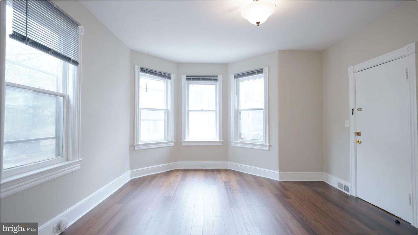 Property Photo: 24 Bank Street 26 NJ 08542