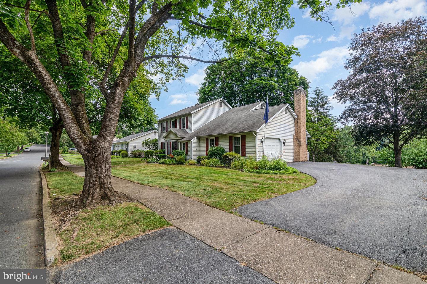 Property Photo: 5221 Meadowbrook Drive PA 17050