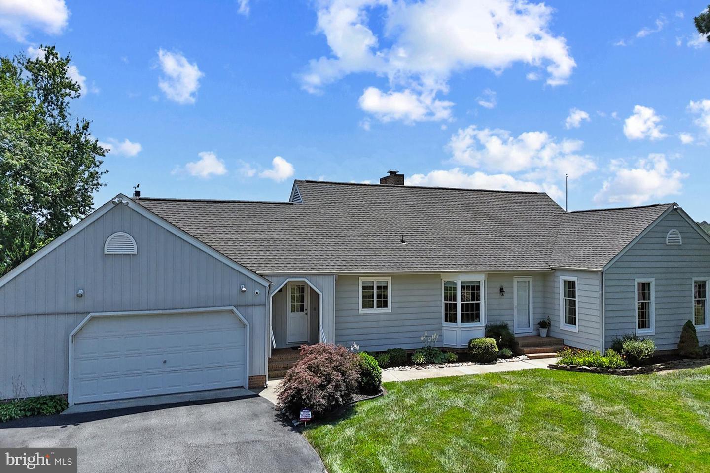 Property Photo: 12264 Dixie Drive MD 21813