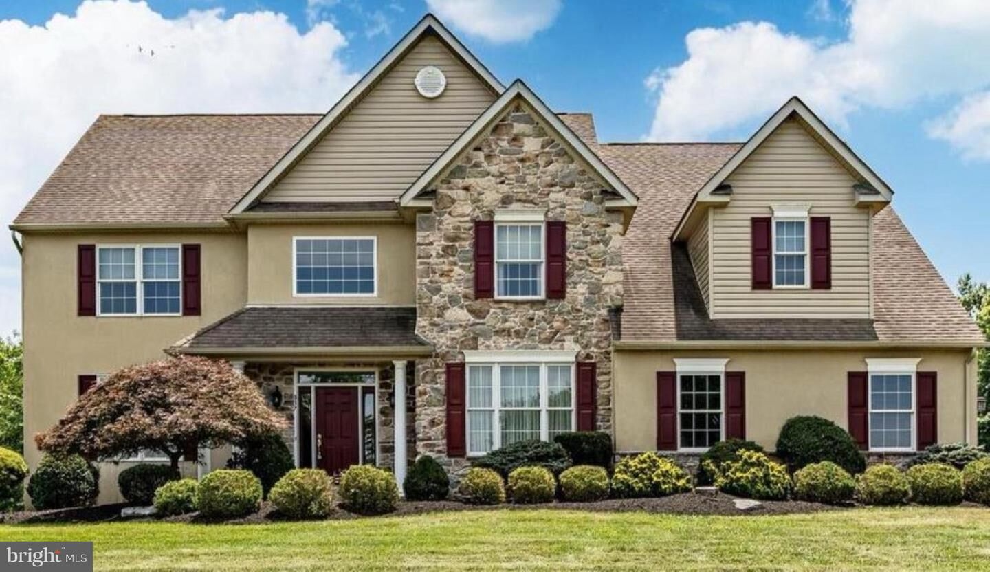 Property Photo:  837 Wynnefield Drive  PA 18964 