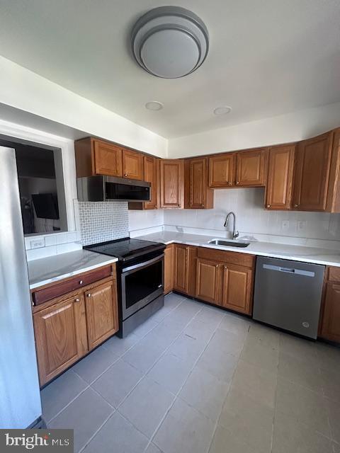 Property Photo:  1909 Fort Monroe Court  VA 22026 