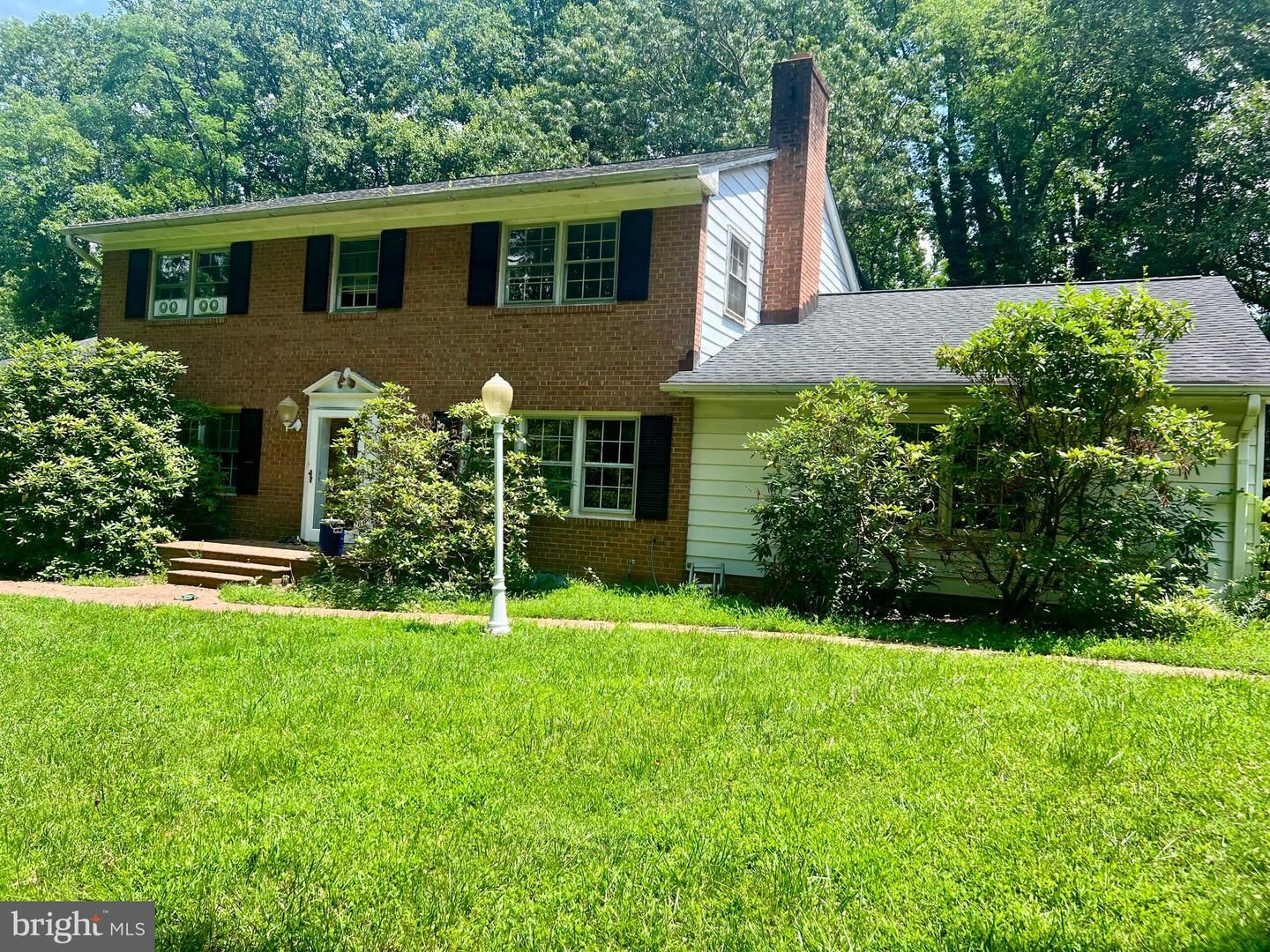 Property Photo:  2621 Hunter Mill Road  VA 22124