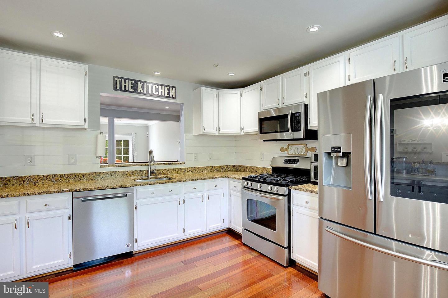 Property Photo: 2630 Tallwind Court MD 21114