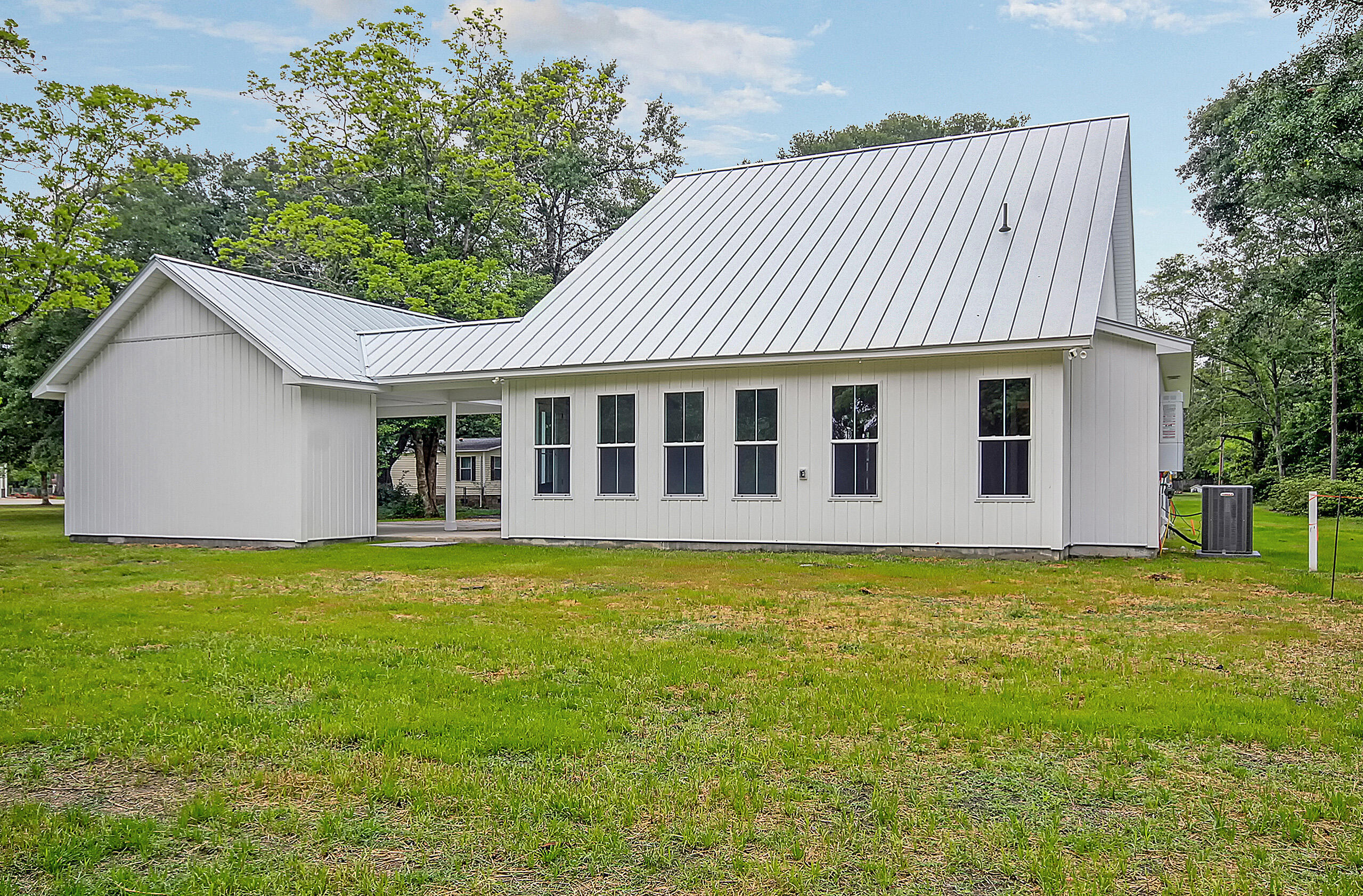 Property Photo:  1 Hendorrich Trail  SC 29450 