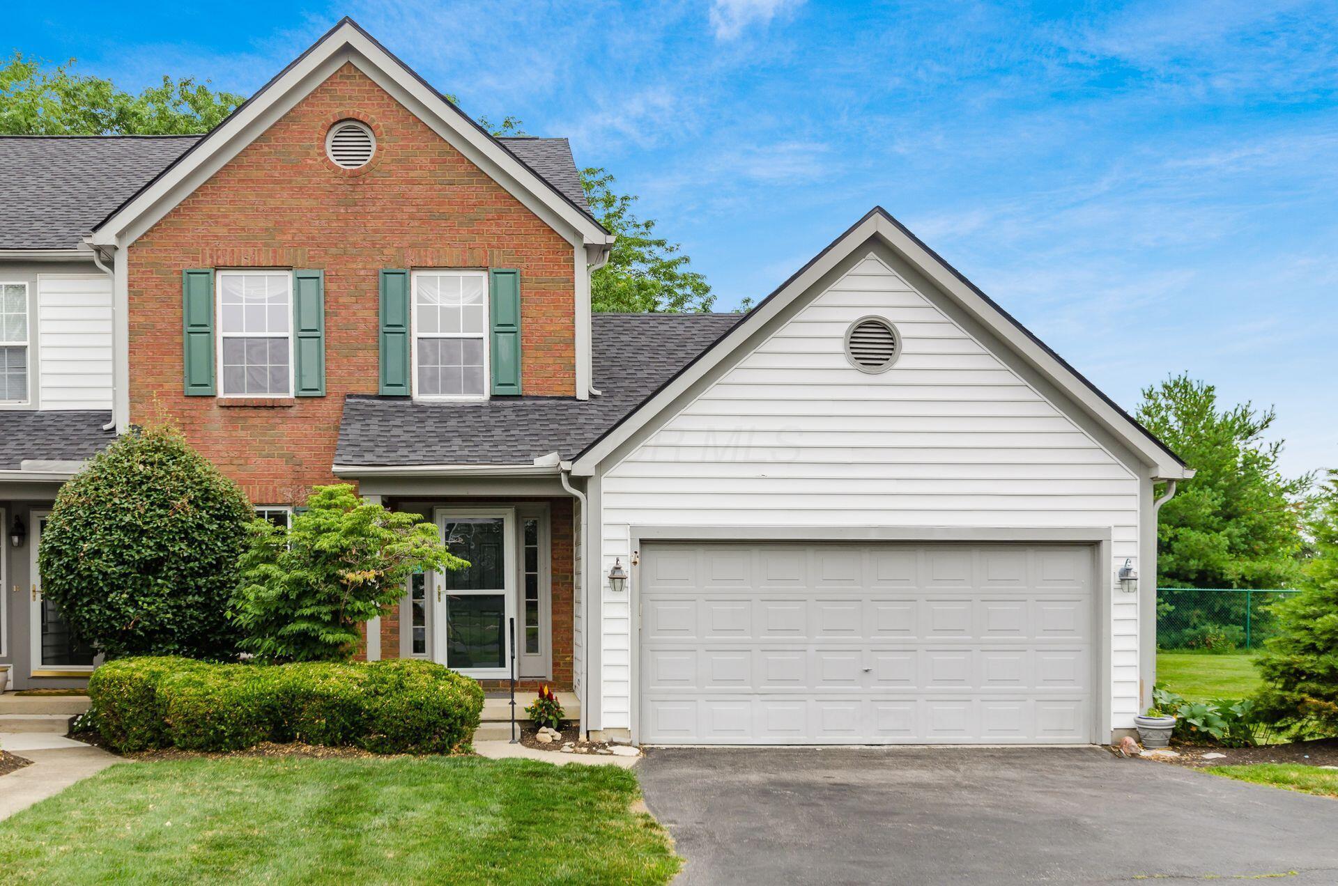 Property Photo:  2232 Victoria Park Drive  OH 43235 