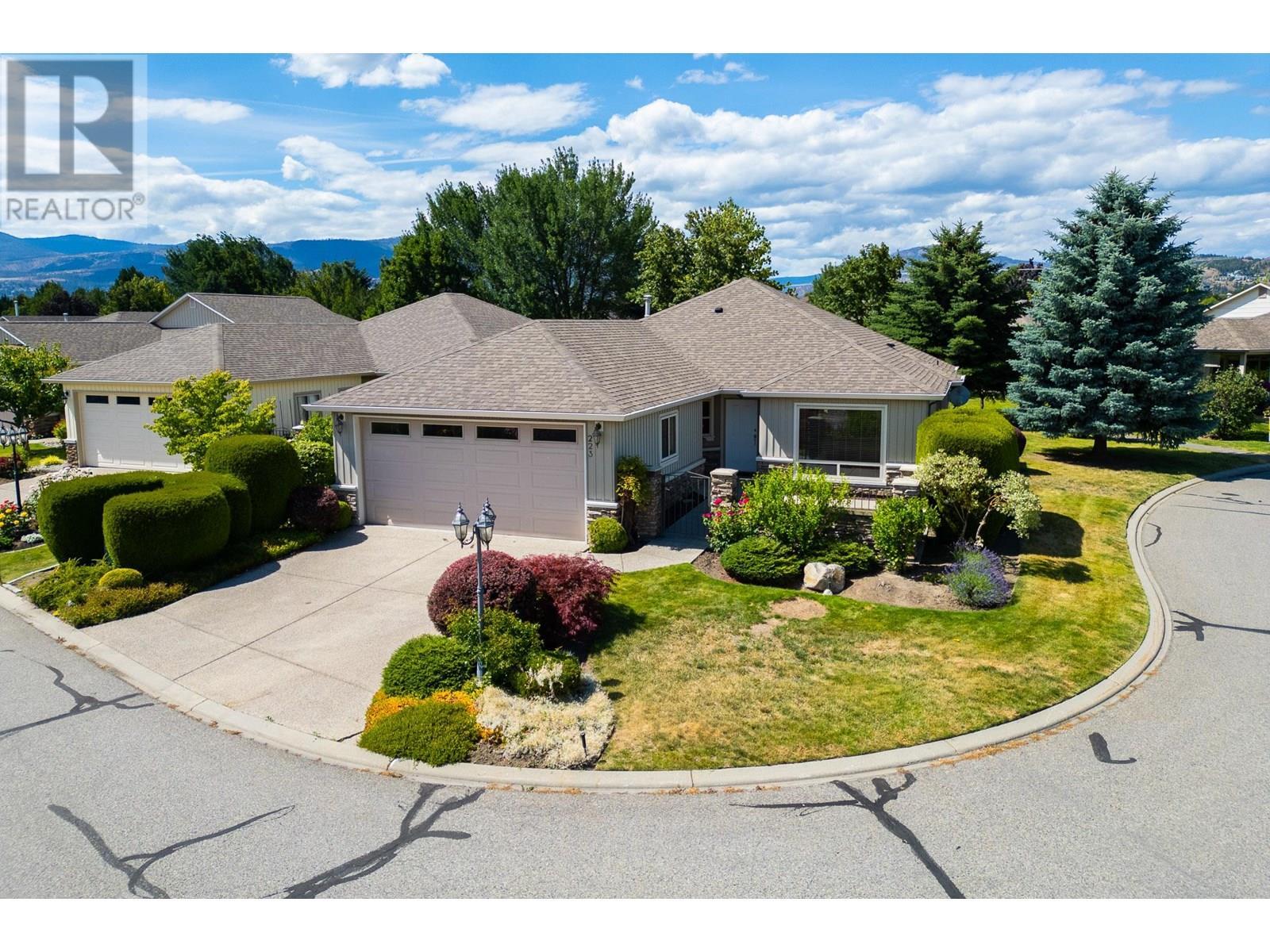 2365 Stillingfleet Road 223  Kelowna BC V1W 4X5 photo