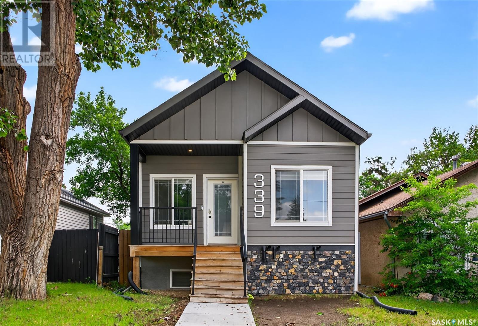 Property Photo:  339 Osler Street  SK S4R 1V6 