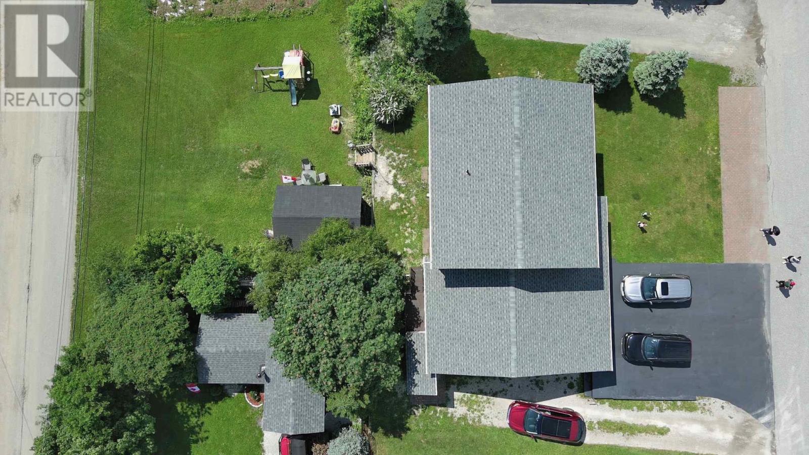 Property Photo:  8 Laurel Drive  NL A2N 1Z6 