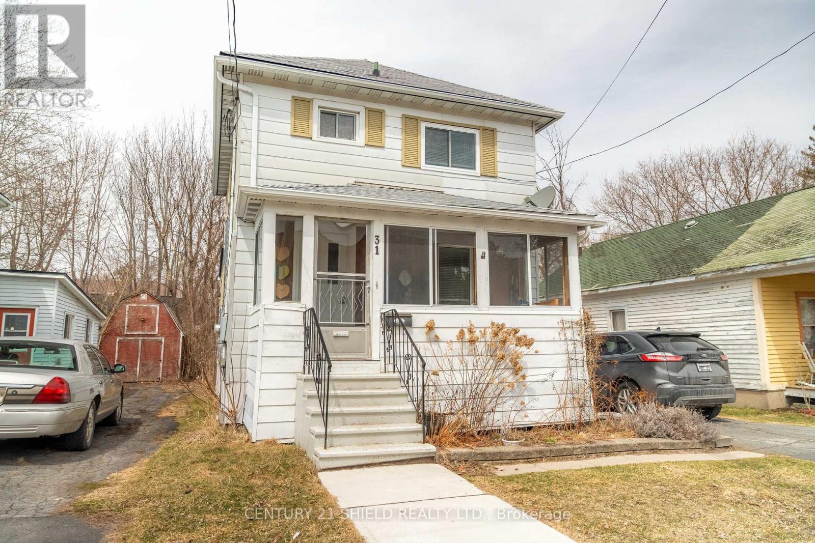 31 Fifth Street West  Cornwall ON K6J 2T5 photo