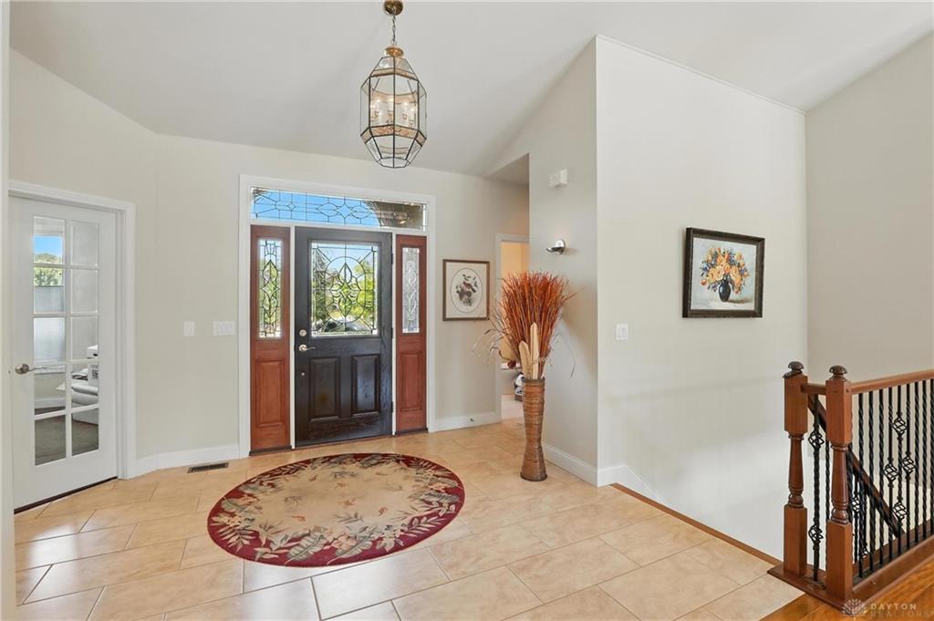 Property Photo: 6885 Willow Creek Run OH 45044